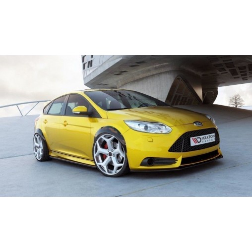 MAXTON Set Des Extensions Ford Focus ST Mk3 MAXTON Set Des Extensions Ford Focus ST Mk3