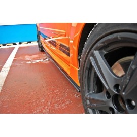 MAXTON Rajouts Des Bas De Caisse Pour Ford Focus ST Mk2 MAXTON Rajouts Des Bas De Caisse Pour Ford Focus ST Mk2