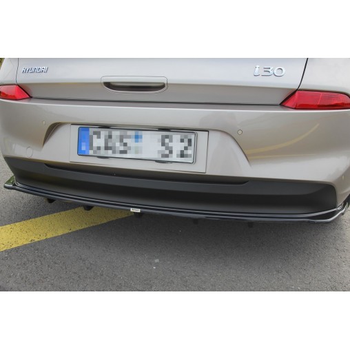 MAXTON CENTRAL ARRIÈRE SPLITTER (AVEC UNE BARRE VERTICALE) HYUNDAI I30 MK3 HATCHBACK