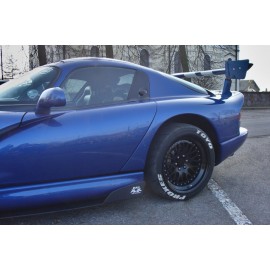 MAXTON SPORT RAJOUTS DES BAS DE CAISSE POUR DODGE VIPER GTS MAXTON SPORT RAJOUTS DES BAS DE CAISSE POUR DODGE VIPER GTS