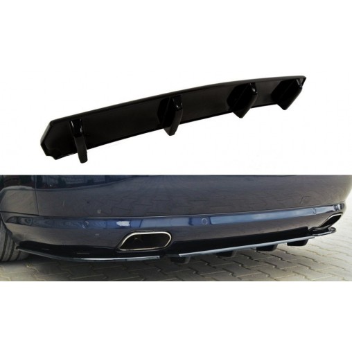 MAXTON CENTRAL ARRIÈRE SPLITTER AUDI S8 D3 (avec une barre verticale) MAXTON CENTRAL ARRIÈRE SPLITTER AUDI S8 D3 (avec une barre verticale)