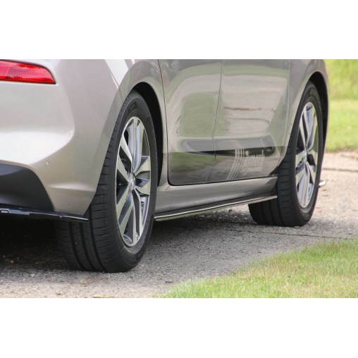 MAXTON SET DES DIFFUSEUR DES BAS DE CAISSE HYUNDAI I30 MK3 HATCHBACK MAXTON SET DES DIFFUSEUR DES BAS DE CAISSE HYUNDAI I30 MK3 HATCHBACK