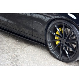 MAXTON SET DES DIFFUSEUR DES BAS DE CAISSE MERCEDES- BENZ C43 AMG W205 MAXTON SET DES DIFFUSEUR DES BAS DE CAISSE MERCEDES- BENZ C43 AMG W205