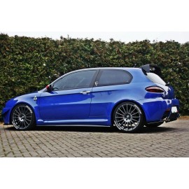 MAXTON RAJOUTS DES BAS DE CAISSE POUR ALFA ROMEO 147 GTA MAXTON RAJOUTS DES BAS DE CAISSE POUR ALFA ROMEO 147 GTA