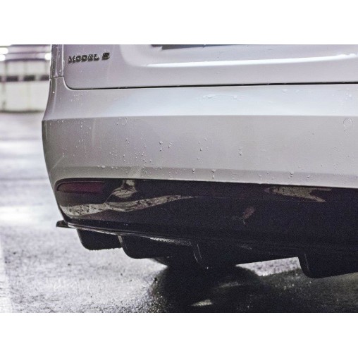 MAXTON RAJOUT DU PARE-CHOCS ARRIERE Tesla Model S Facelift MAXTON RAJOUT DU PARE-CHOCS ARRIERE Tesla Model S Facelift