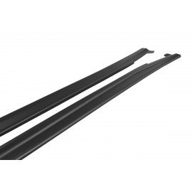 MAXTON RAJOUTS DES BAS DE CAISSE POUR Mercedes A W176/ CLA 117 AMG/ CLA 117 AMG LINE Facelift MAXTON RAJOUTS DES BAS DE CAISSE POUR Mercedes A W176/ CLA 117 AMG/ CLA 117 AMG LINE Facelift