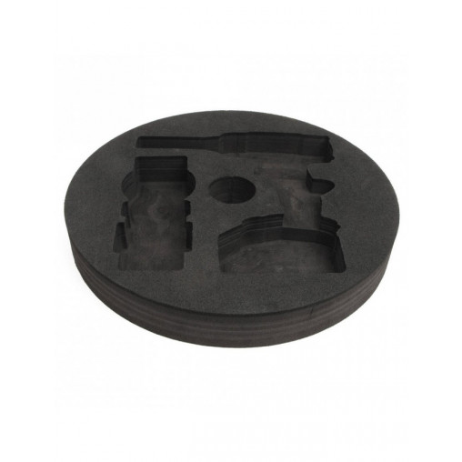 Mousse KIELDER pour emplacement roue de secours avec découpe sangle de remorquage et trou central Mousse KIELDER pour emplacement roue de secours avec découpe sangle de remorquage et trou central
