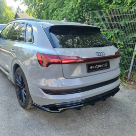MAXTON Central Rear Splitter (with vertical bars) Audi e-Tron S-Line