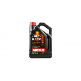 Pack vidange Motul huile 8100 X-cess 5w40 + nettoyant moteur offert