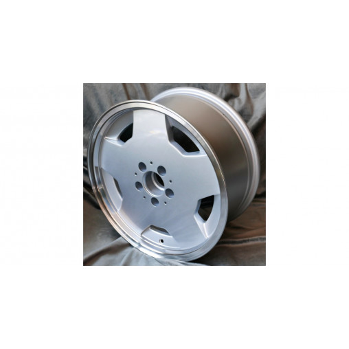 Jante MAXILITE design Aero 8x17 5x112 ET28 AL66,6mm